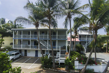 Coconut Coast Villas Contant  ภายนอก รูปภาพ